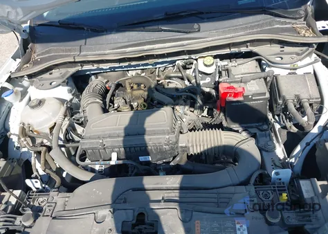 2024 Ford Escape Active z USA, uszkodzony, nr VIN 1FMCU0GN8RUA82631